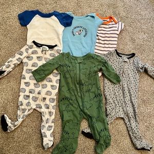 Lot of pajamas and onies for 3-6m boy